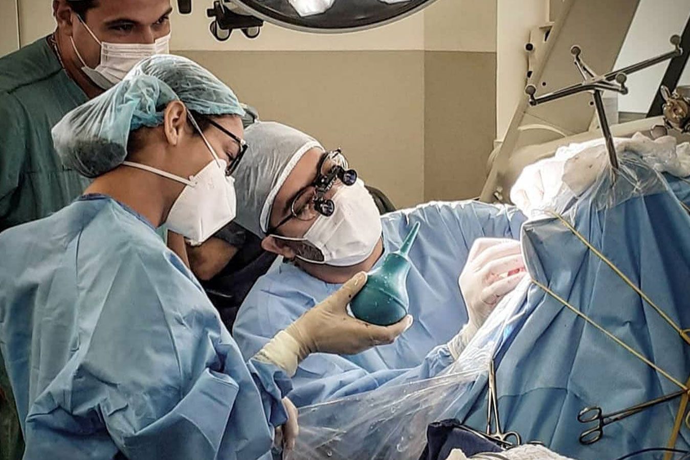 Aneurismas cerebrais - Dr. Heros Almeida - Neurocirurgião em São Paulo